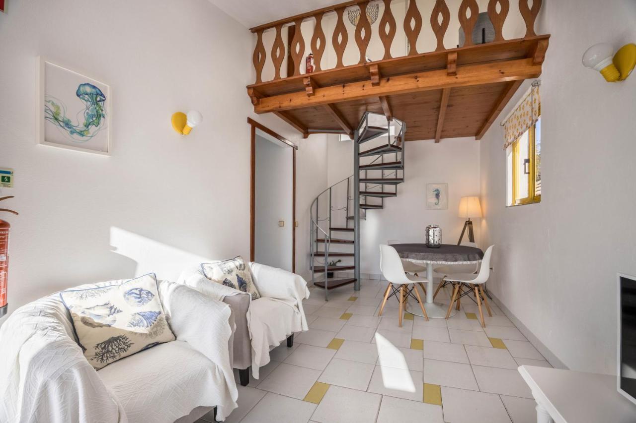 Apartment Amarelo